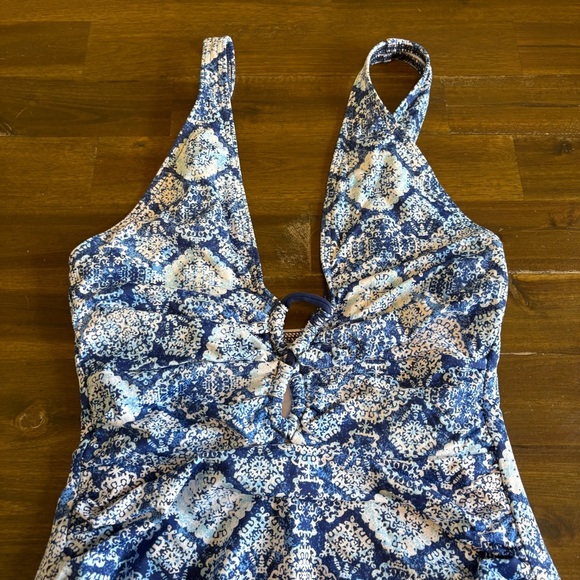 Lauren Ralph Lauren Agean Blue Tile Cutout Swimsuit Ruching Flattering Tummy 10 - Picture 5 of 10